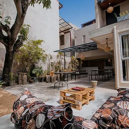 Drop Inn Hostels-3